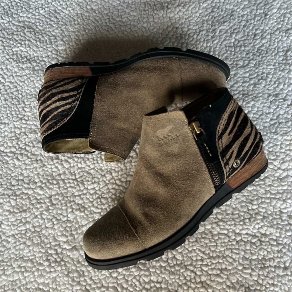 Sorel Booties Suede Zebra Size 8 - image 3